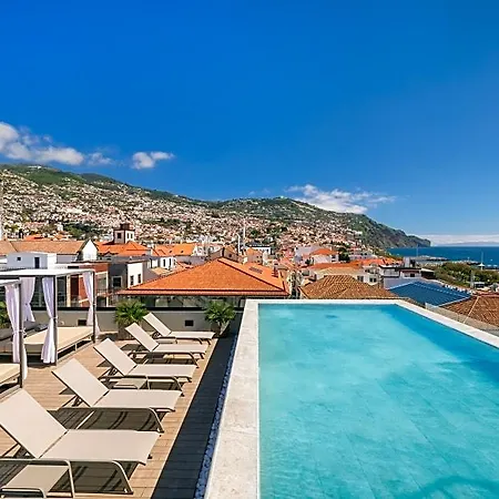 Barcelo Funchal Oldtown Hotel